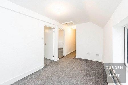 Chigwell Road, Woodford Green - Photo 3