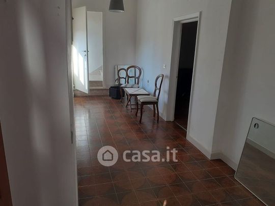 Casa bifamiliare in Affitto in Via Francesco Ferrucci a Agliana - Photo 1