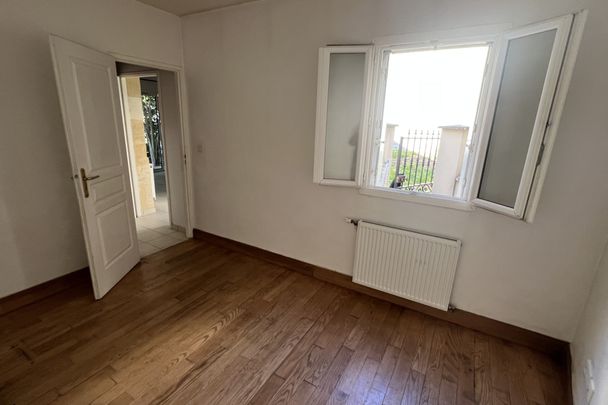 AU COEUR DE BORDEAUX, QUARTIER ARISTIDE BRIAND:MAISONNETTE T - Photo 1