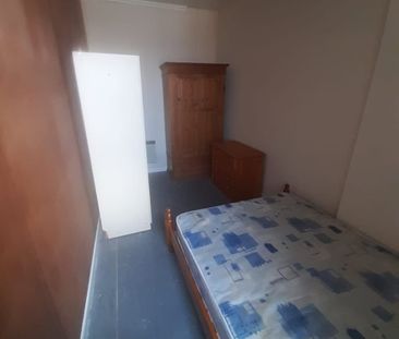 1 Bed Flat, City Road, B16 - Photo 5