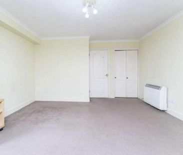 Acorn Grove, Hayes, UB3 - Photo 3