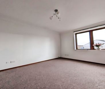 The Grange, SO16 - Photo 3