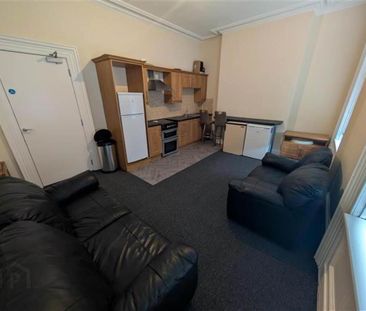 Flat 2, 32 Lawrence Street, Belfast, BT7 1LF - Photo 1