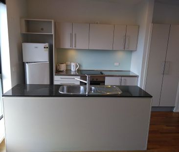 Modern lifestyle, Handy location to Parnell & CBD - Photo 6