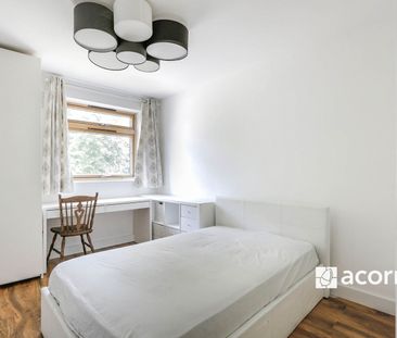 Flat to rent - Thorburn Square, London, SE1 - Photo 5