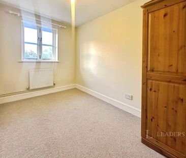 2 bedroom semi-detached house to rent - Photo 2