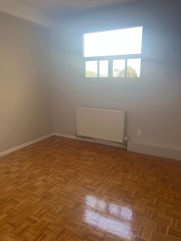 For Lease - 123 Bloor Street Unit# 307, Oshawa, Ontario - Photo 3