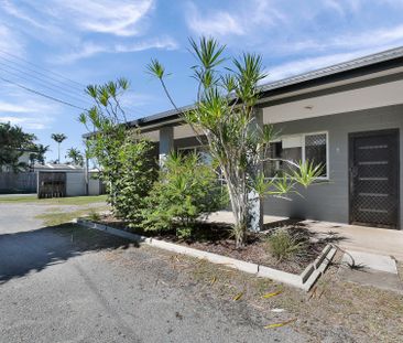 Perfect, quiet location, Close to all amenities - Photo 6