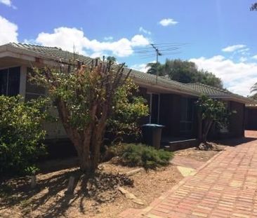 Spacious Family Home - Photo 6