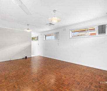 Private, Peaceful Living with Exceptional Convenience - Photo 1