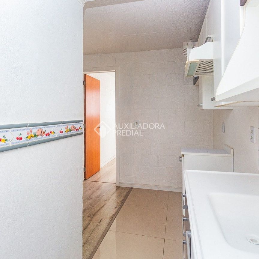Apartamento com 2 quartos e 42m² para alugar em Rubem Berta, Porto Alegre. - Foto 1