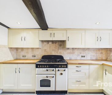 3 bedroom semi-detached house to rent - Photo 6