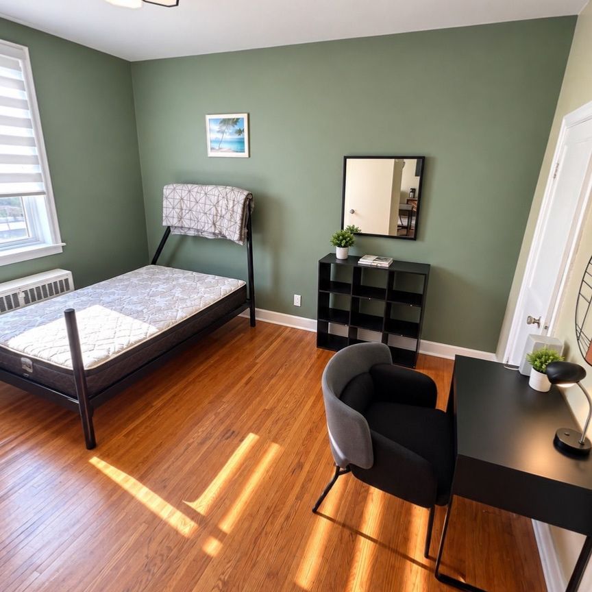 For Lease - 51 queen Street Unit# 3, Brampton, Ontario - Photo 1