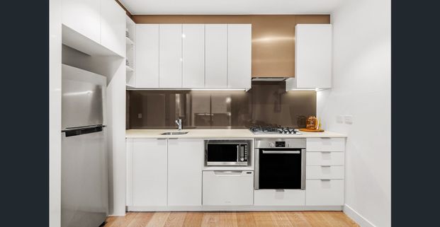 Fresh, Modern & Stylish! - Photo 1