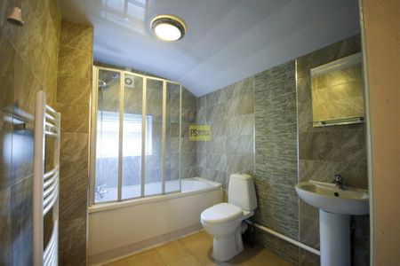 2 bedroom terraced house to rent - Photo 5