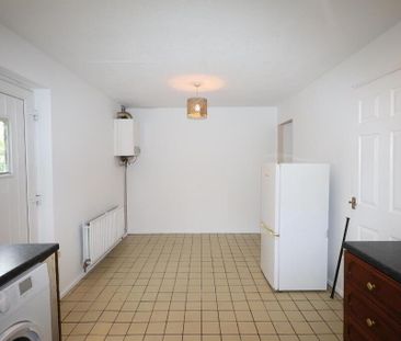 5 Whitewell Road, Newtownabbey, BT36 7ES - Photo 6