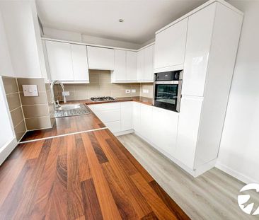 3 bedroom terraced house to rent - Photo 4