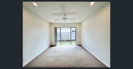 BREAK LEASE - Immaculate Four Bedroom Home in Desirable Location - Coomera - Photo 5