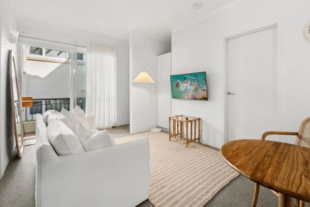 18/16 Moore Road, - Photo 3
