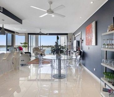 Absolute Waterfront Living â Uninterrupted Broadwater Views - Photo 6