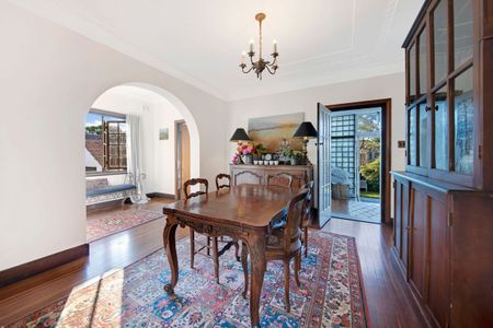 CLASSIC MOSMAN FAMILY HOME - Photo 3