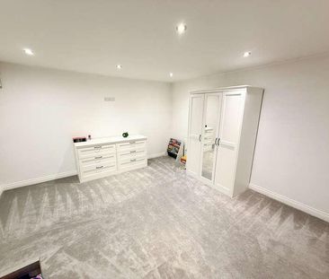 Lower Road, Hockley, SS5 - Photo 4