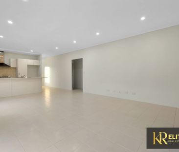 MODERN FAMILY LIVING IN A PRIME BALDIVIS LOCATION - Photo 6