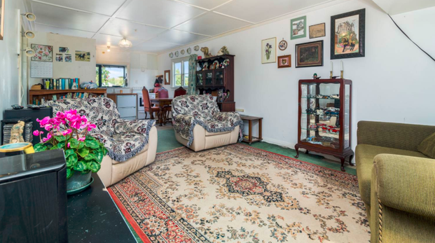 Charming 3BR Home with Grazing - Photo 1