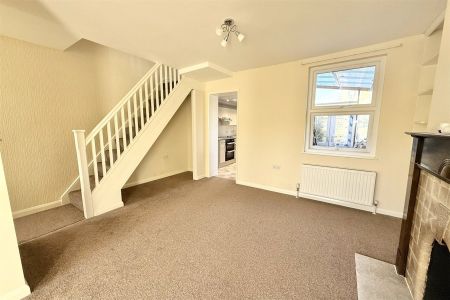 South Lawn, Sidford, Sidmouth, Devon, EX10 - Photo 3