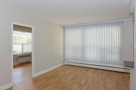 For Lease - 99 Tyndall Avenue Unit# 101, Toronto, Ontario - Photo 2
