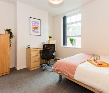 5 bedroom detached house to rent - Photo 5