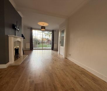 3 bedroom semi-detached house to rent - Photo 2
