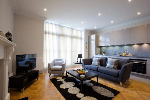 2 bedroom flat to rent - Photo 1