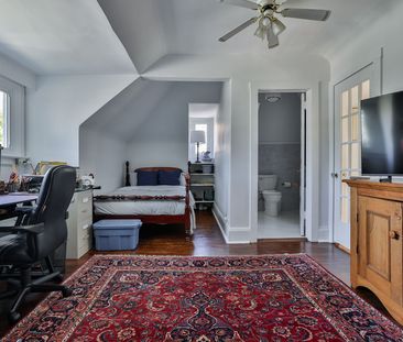 For Lease - 214 Dinnick Crescent, Toronto, Ontario - Photo 1