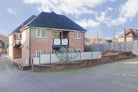 2 Bedroom - Photo 5