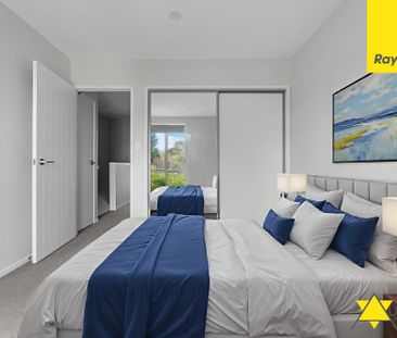 Modern, Low-Maintenance Living in Te Atatu Peninsula - Photo 3