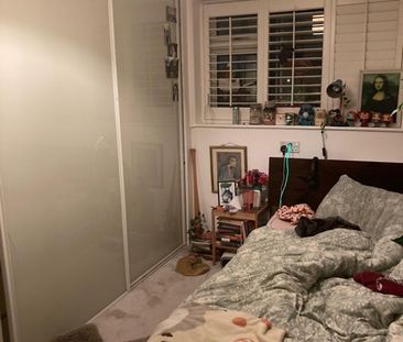 Room in a Shared Flat, Lonsdale Road, SW13 - Photo 5