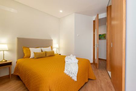 Rua da Corticeira, Porto, Braga 4000-185 - Photo 3