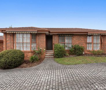 Charming Single-Level Living in the Heart of Croydon - Photo 1