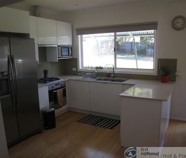 12 Rosemont Court, Dandenong North - Photo 4