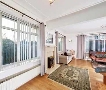 1 bedroom bungalow to rent - Photo 4