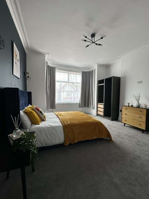 Arran Road Room 5 - Photo 1