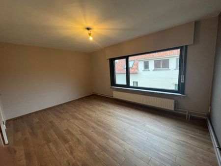 Woning te huur in nabij centrum Nevele - Photo 3