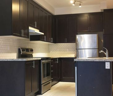 For Lease - 24 Applegate Drive, East Gwillimbury, Ontario - Photo 2