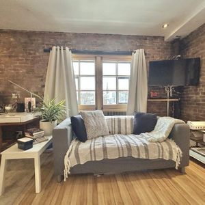 Loft entièrement meublé à louer Vieux-Québec juillet 2026 - Photo 2