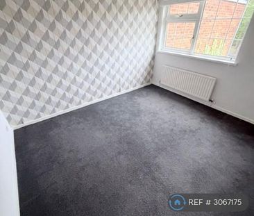 3 bedroom terraced house to rent - Photo 2