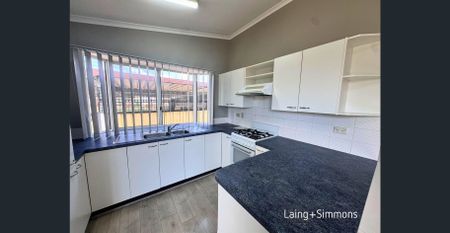 Comfortable two-bedroom granny flat with water usage included - Photo 5