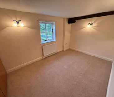 3 bedroom end of terrace house to rent - Photo 3