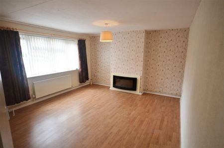 Kenilworth Crescent, Parkfields - Photo 2