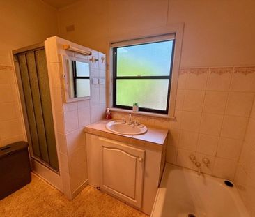 3 Bedroom Family Home - Photo 4